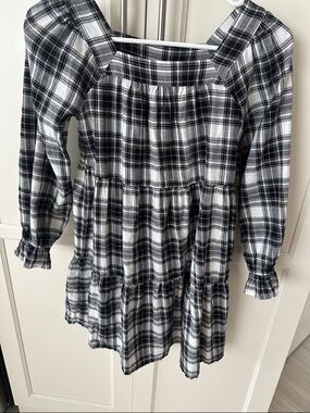 GAP Black and White Plaid Tiered Dress